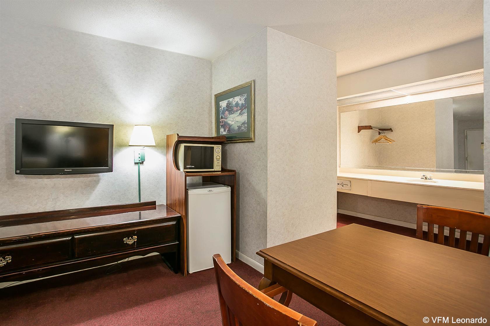 Lodge Econo Augusta, Downtown *