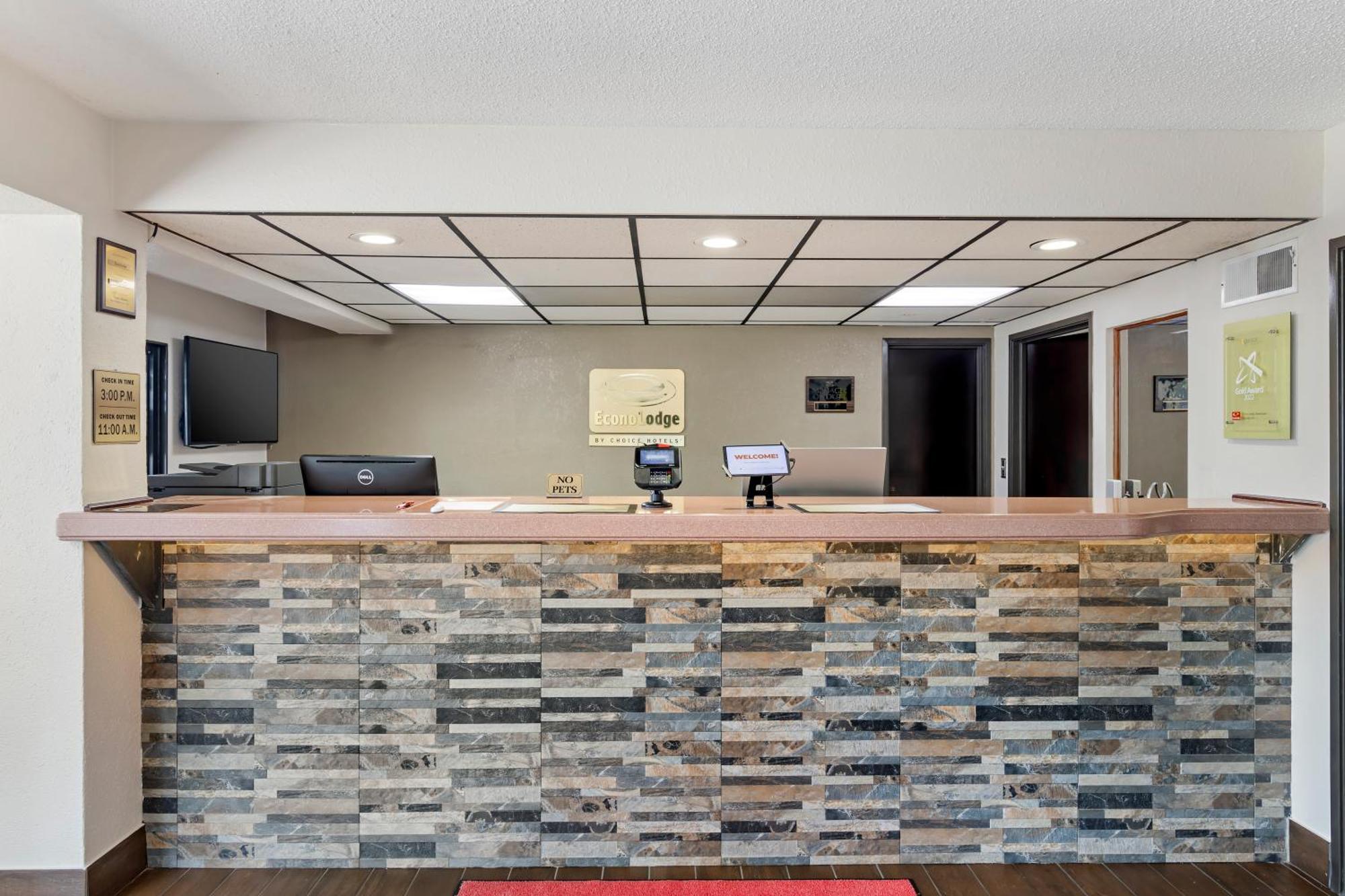 Lodge Econo Augusta, Downtown